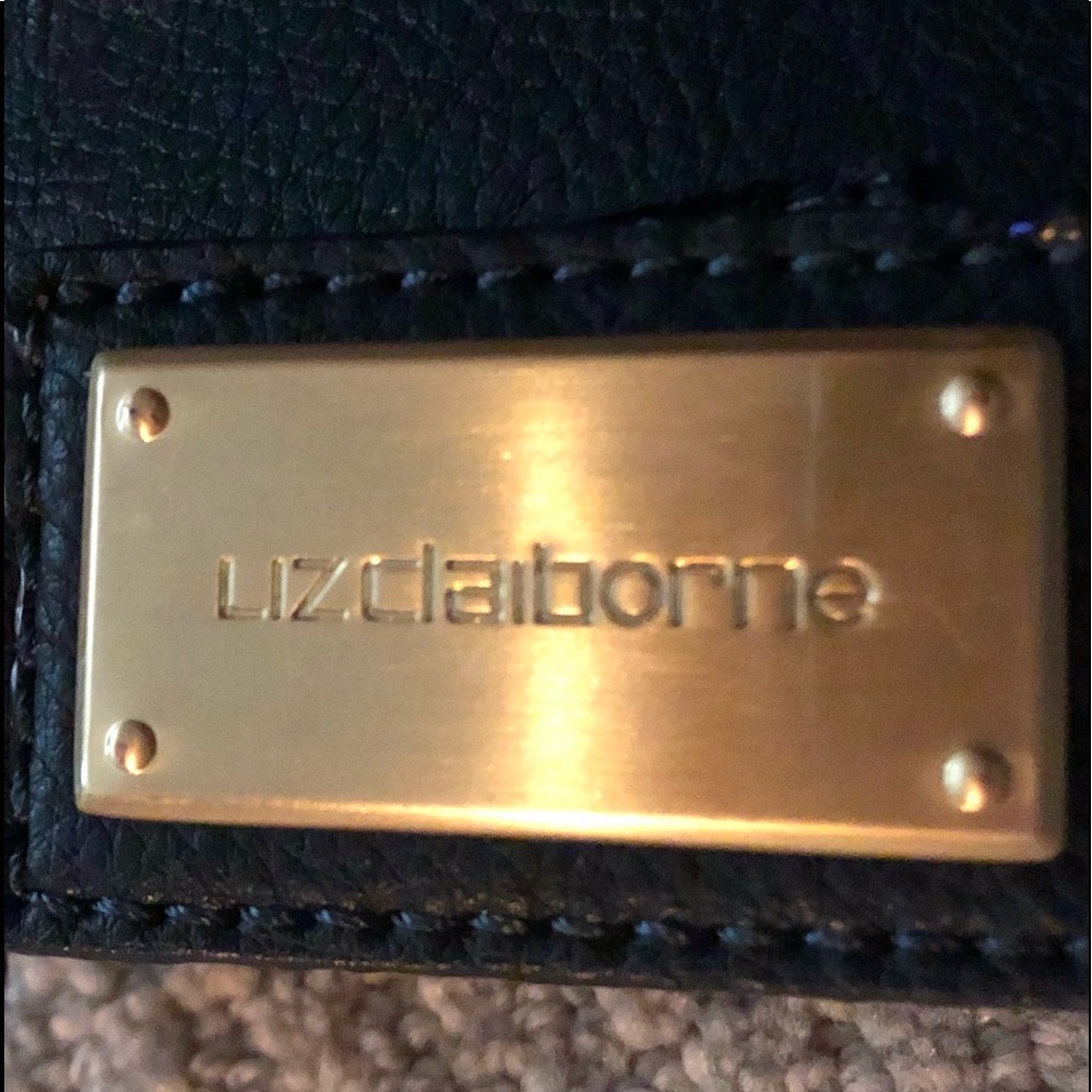 Liz Claiborne Crossbody - Picture 2 of 12